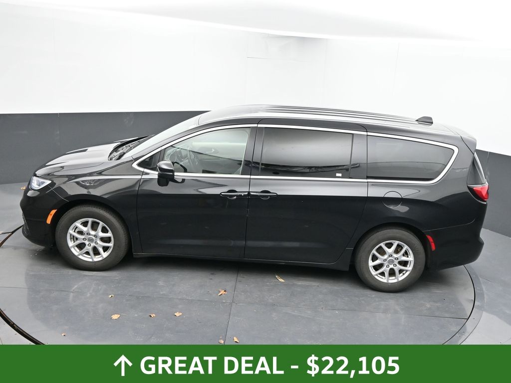 Used 2023 Chrysler Pacifica - photo 35