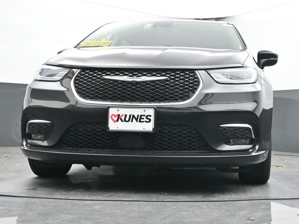 Used 2023 Chrysler Pacifica - photo 39
