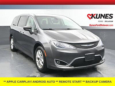 2018 Chrysler Pacifica FWD Minivan for sale #01P2945B - photo 1