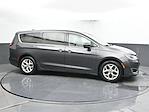 Used 2018 Chrysler Pacifica Touring Plus Minivan thumbnail 5