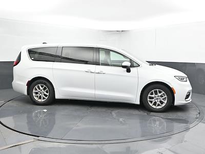 2023 Chrysler Pacifica FWD Minivan for sale #01P3186 - photo 1
