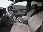 2024 Chevrolet Colorado Crew Cab 4WD Pickup for sale #01T3444A - photo 25