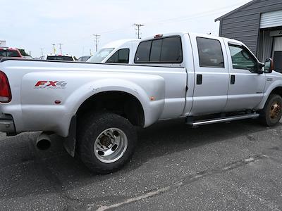 2005 Ford F-350 Crew Cab DRW 4x4 Pickup for sale #01T3587N - photo 2