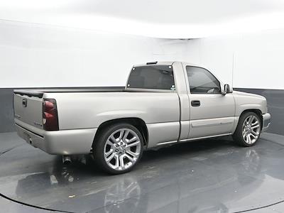 Used 2004 Chevrolet Silverado 1500 LS Regular Cab for sale #01T3719N - photo 2