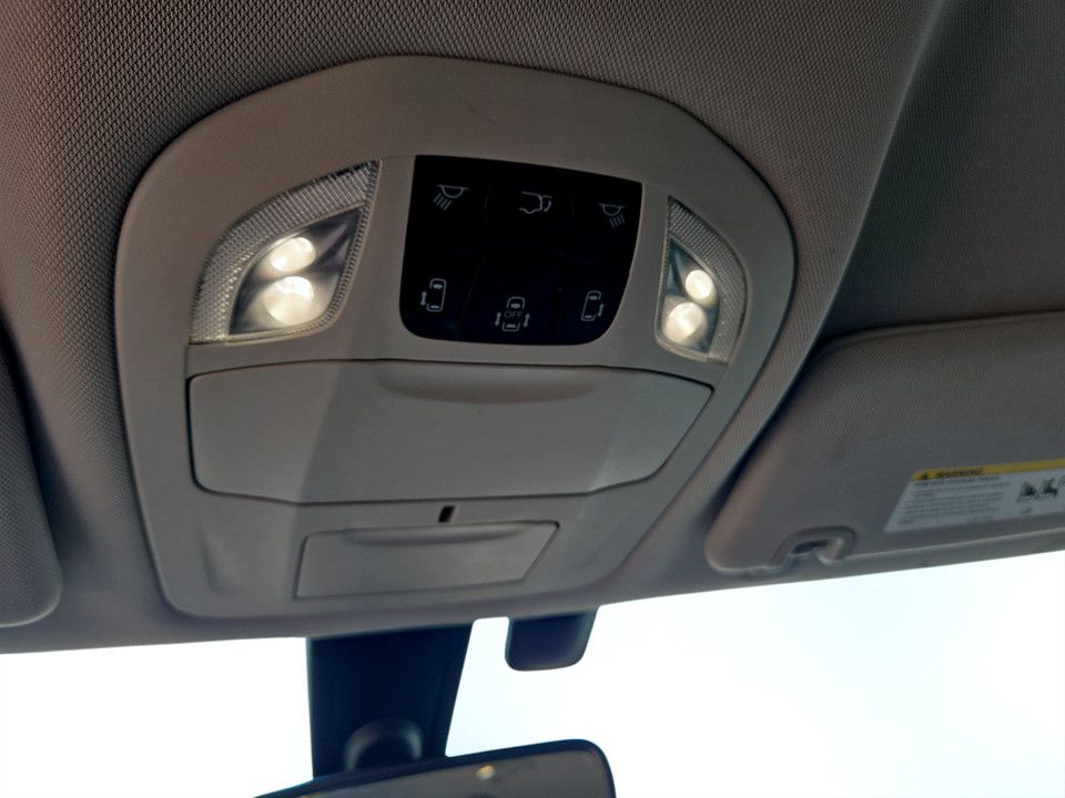 Used 2018 Chrysler Pacifica - photo 23