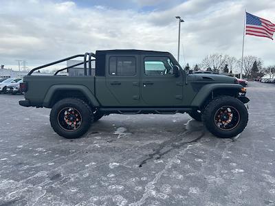 Used 2021 Jeep Gladiator - photo 1