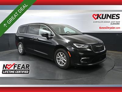 2023 Chrysler Pacifica FWD Minivan for sale #05P1675 - photo 1
