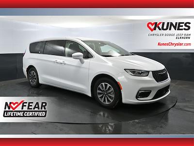 2022 Chrysler Pacifica FWD Minivan for sale #05P1707 - photo 1