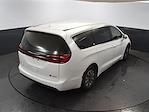 2022 Chrysler Pacifica FWD Minivan for sale #05P1707 - photo 2