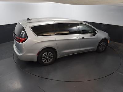 2023 Chrysler Pacifica FWD Minivan for sale #05P1777 - photo 2