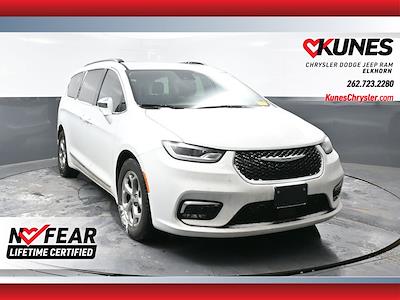 Used 2022 Chrysler Pacifica Limited Minivan for sale #05P1909A - photo 1