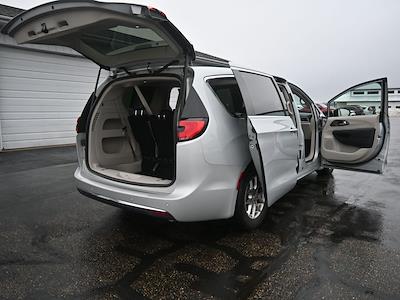 Used 2024 Chrysler Pacifica Touring L Minivan for sale #05P1957 - photo 2