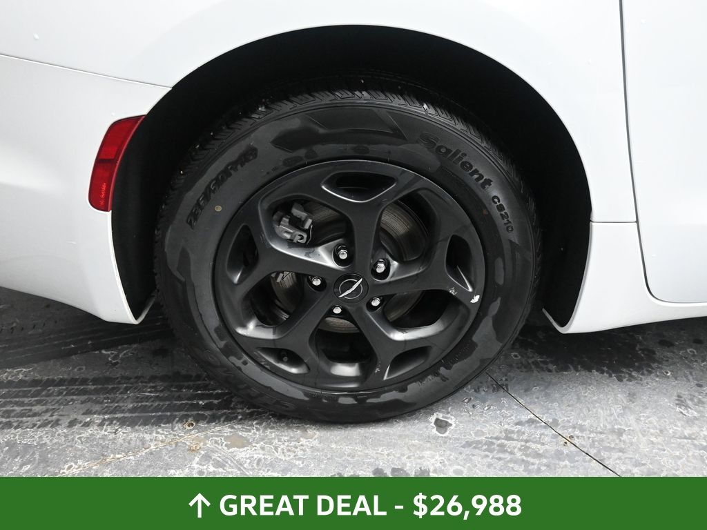 Used 2024 Chrysler Pacifica - photo 20