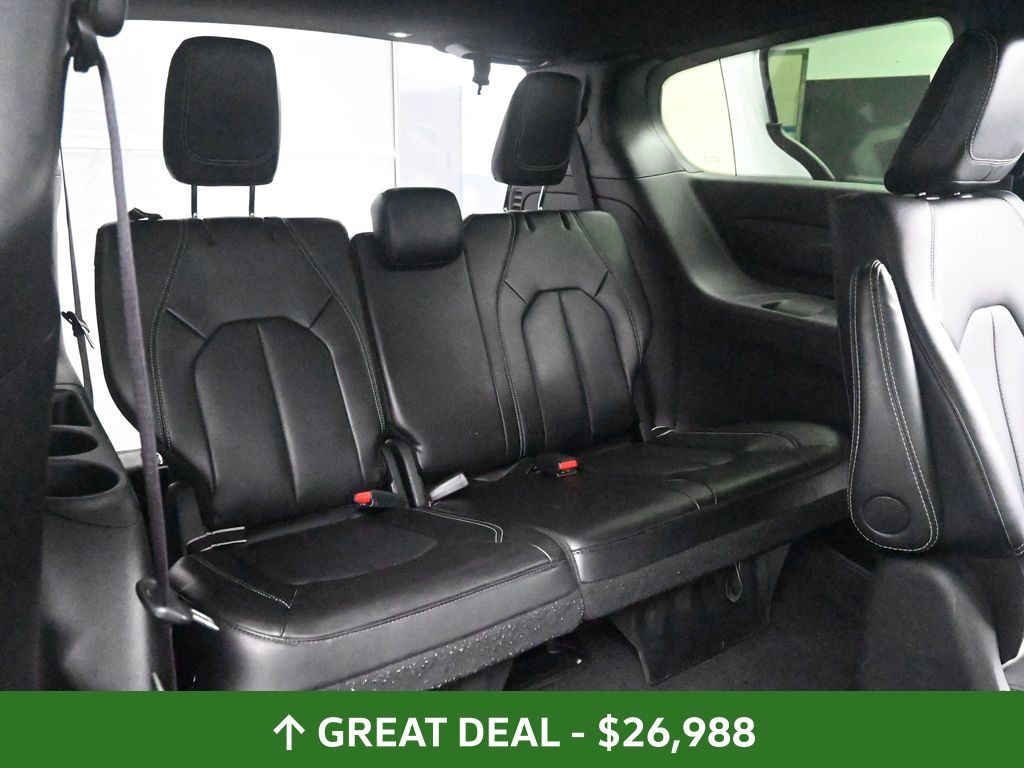 Used 2024 Chrysler Pacifica - photo 24