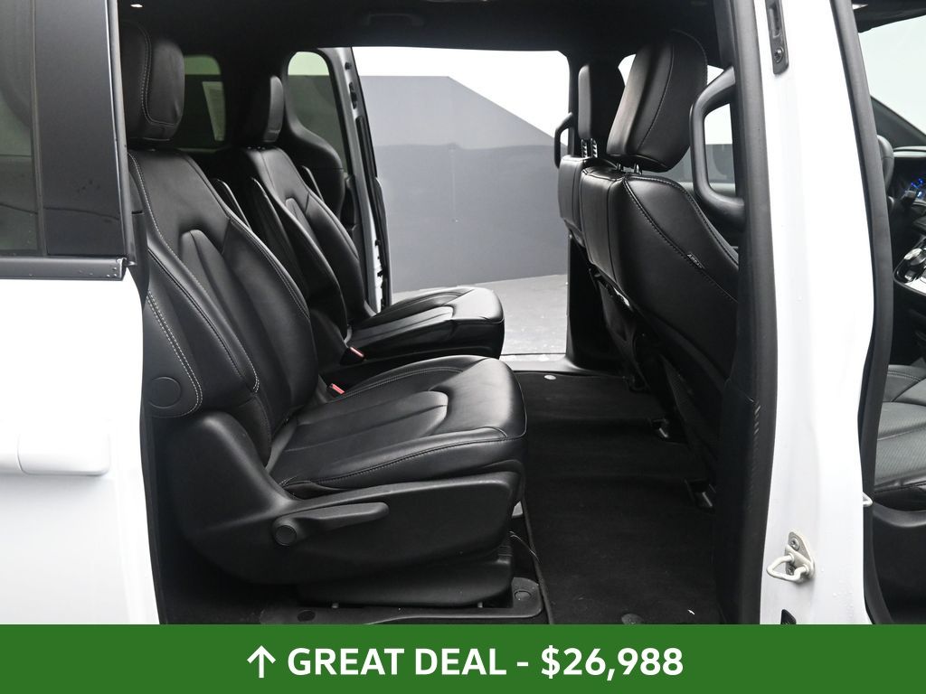 Used 2024 Chrysler Pacifica - photo 26
