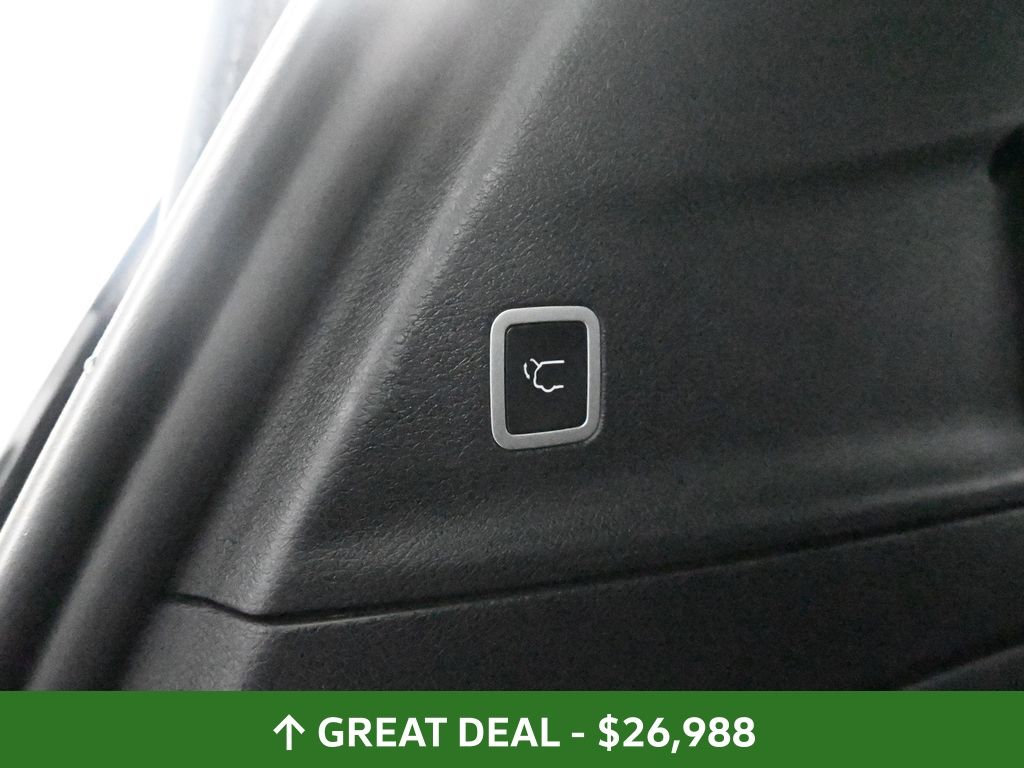 Used 2024 Chrysler Pacifica - photo 28
