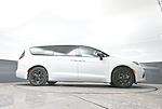 Used 2024 Chrysler Pacifica Select Minivan for sale #05P2014 - photo 25