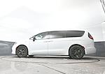 Used 2024 Chrysler Pacifica Select Minivan for sale #05P2014 - photo 30