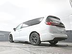 Used 2024 Chrysler Pacifica Select Minivan for sale #05P2014 - photo 31