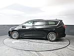 2024 Chrysler Pacifica FWD Minivan for sale #05P2023 - photo 4