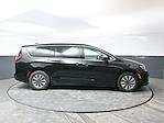 2024 Chrysler Pacifica FWD Minivan for sale #05P2023 - photo 5