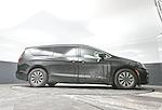 2024 Chrysler Pacifica FWD Minivan for sale #05P2024 - photo 25
