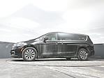 2024 Chrysler Pacifica FWD Minivan for sale #05P2024 - photo 29