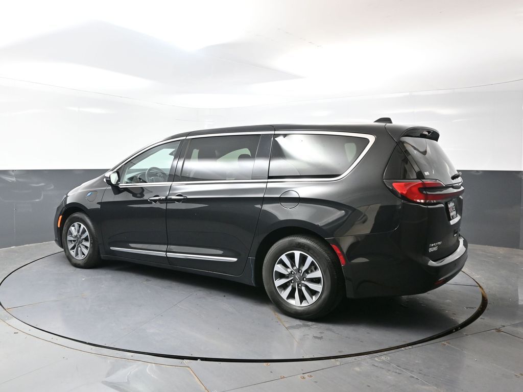 Used 2023 Chrysler Pacifica - photo 41