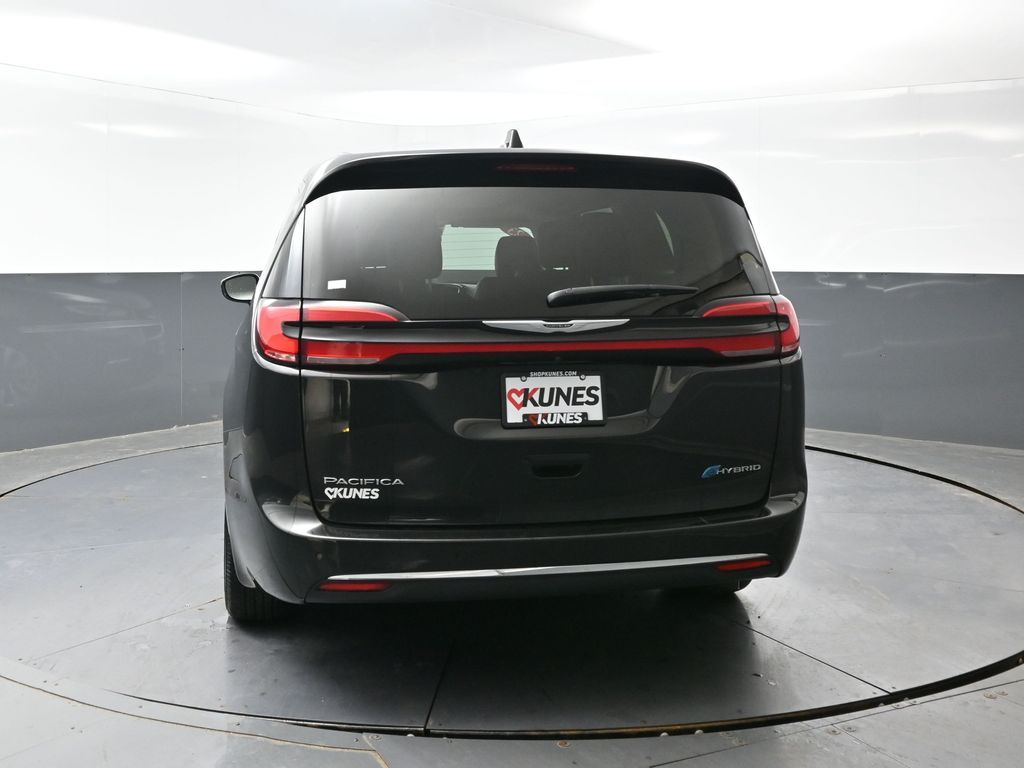 Used 2023 Chrysler Pacifica - photo 42