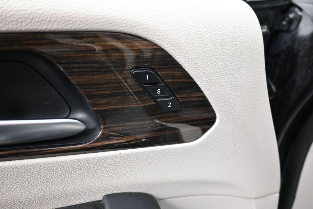 Used 2023 Chrysler Pacifica - photo 58