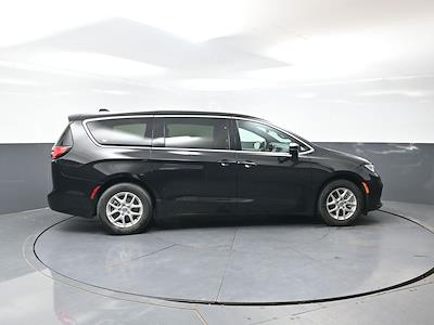 2025 Chrysler Pacifica FWD Minivan for sale #05P2161 - photo 2