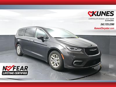 2023 Chrysler Pacifica FWD Minivan for sale #05P2188 - photo 1