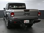 Used 2020 Jeep Gladiator Sport Crew Cab 4x4 Pickup for sale #05T1971A - photo 10