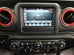 Used 2020 Jeep Gladiator Sport Crew Cab 4x4 Pickup for sale #05T1971A - photo 18