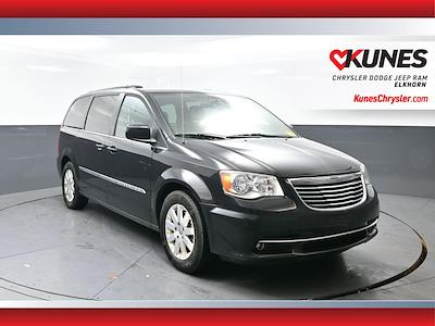 Used 2016 Chrysler Town and Country - photo 1