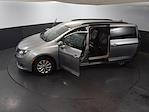 2017 Chrysler Pacifica FWD Minivan for sale #05X1406A - photo 51