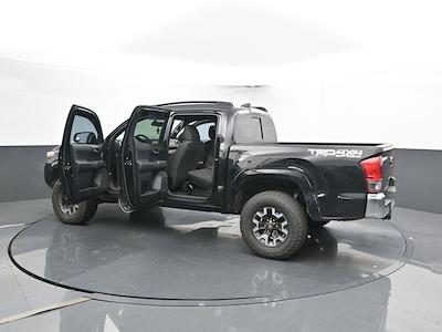 Used 2017 Toyota Tacoma TRD Off-Road Double Cab for sale #05X1580 - photo 2