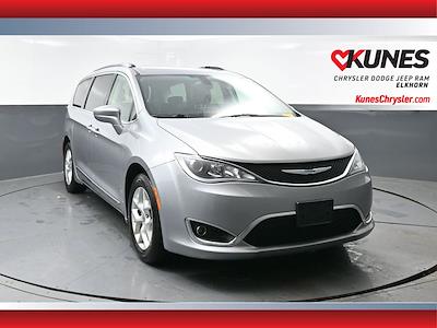Used 2018 Chrysler Pacifica - photo 1