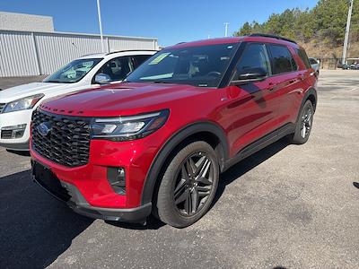 Used 2025 Ford Explorer - photo 1