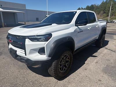 Used 2024 Chevrolet Colorado - photo 1