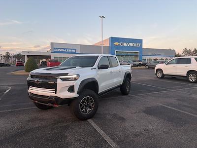 Used 2024 Chevrolet Colorado - photo 1