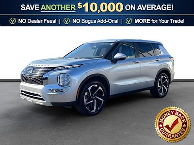 Used 2023 Mitsubishi Outlander SE Black for sale #BA0031 - photo 1