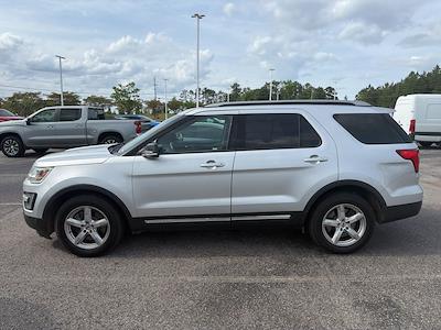 Used 2016 Ford Explorer - photo 2