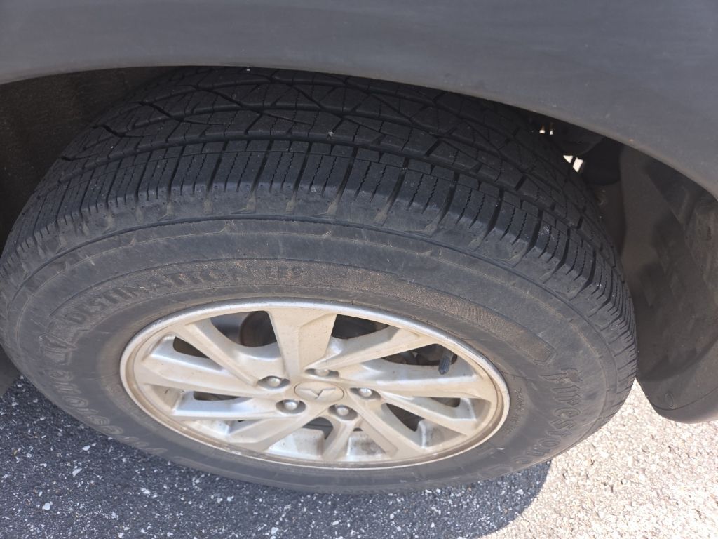 Used 2019 Mitsubishi Eclipse Cross - photo 5