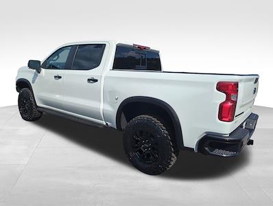 2025 Chevrolet Silverado 1500 Crew Cab 4x4 Pickup for sale #H24SD726B - photo 2