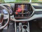 2022 Toyota Highlander FWD SUV for sale #H25EX056A - photo 14