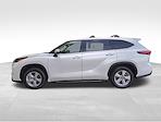 2022 Toyota Highlander FWD SUV for sale #H25EX056A - photo 5