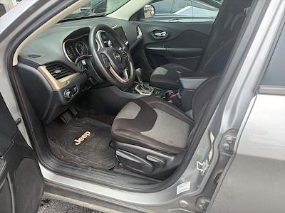 Used 2016 Jeep Cherokee - photo 1