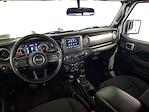 2021 Jeep Gladiator Crew Cab 4x4 Pickup for sale #BT62512 - photo 15