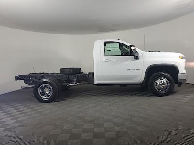 New 2026 Chevrolet Silverado 3500 Regular Cab 60 CA Cab Chassis for sale #D667280 - photo 2